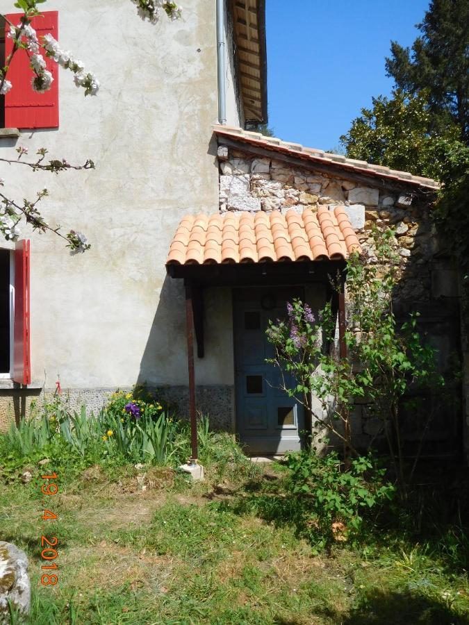 Le Rivalou Bed & Breakfast Villars  Exterior photo